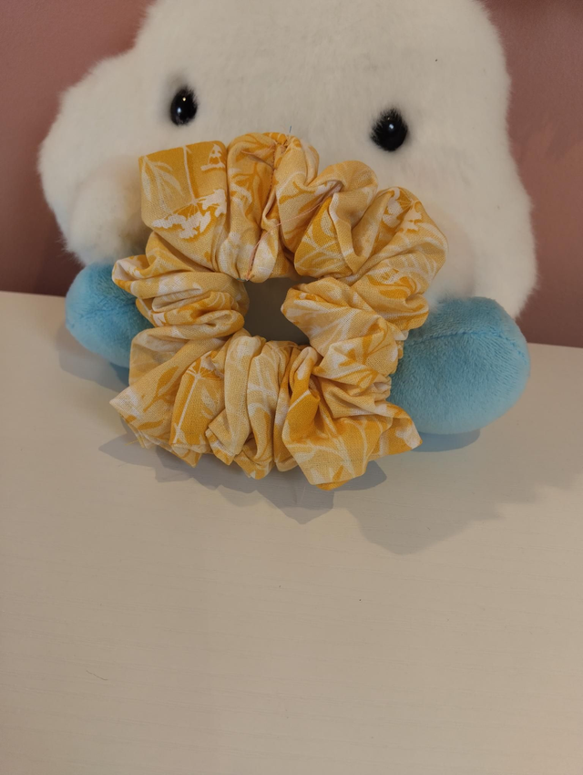 Handmade scrunchie- Yellow floral