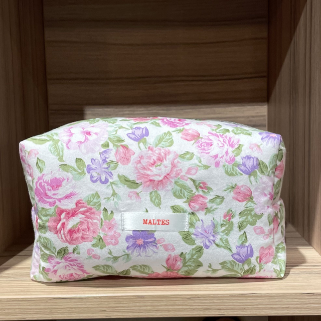 Trousse cube florale