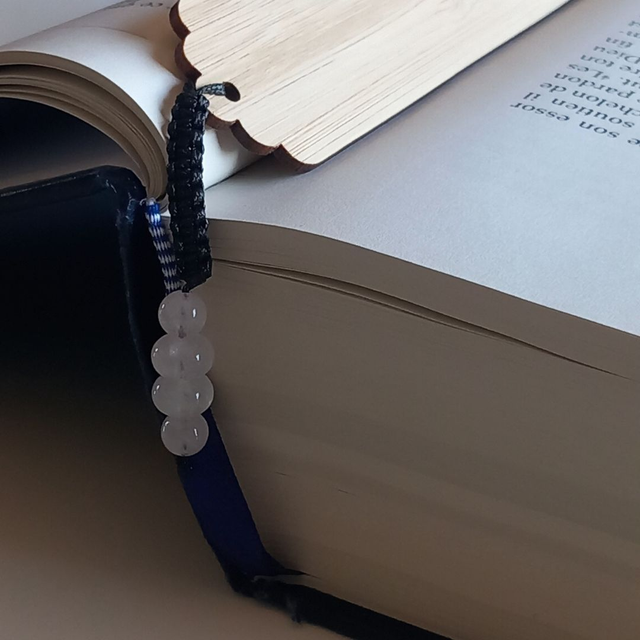 Marque-page en bambou et Quartz rose