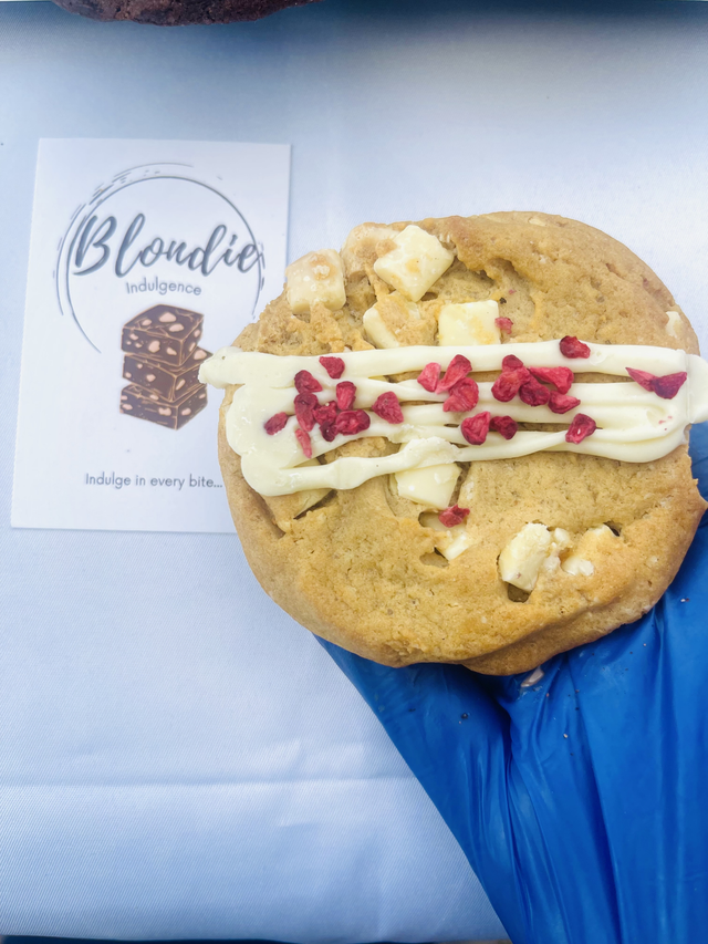 White Chocolate Berry Cookie