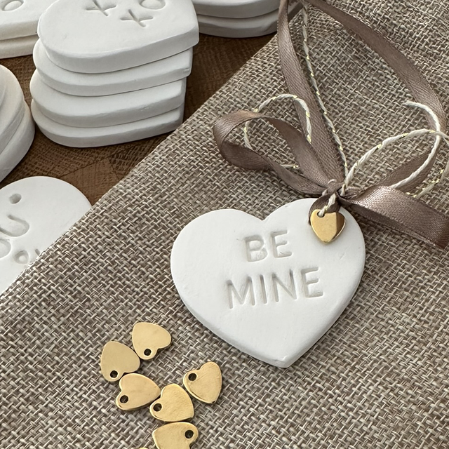 BE MINE, Cœur en argile, décoration à suspendre