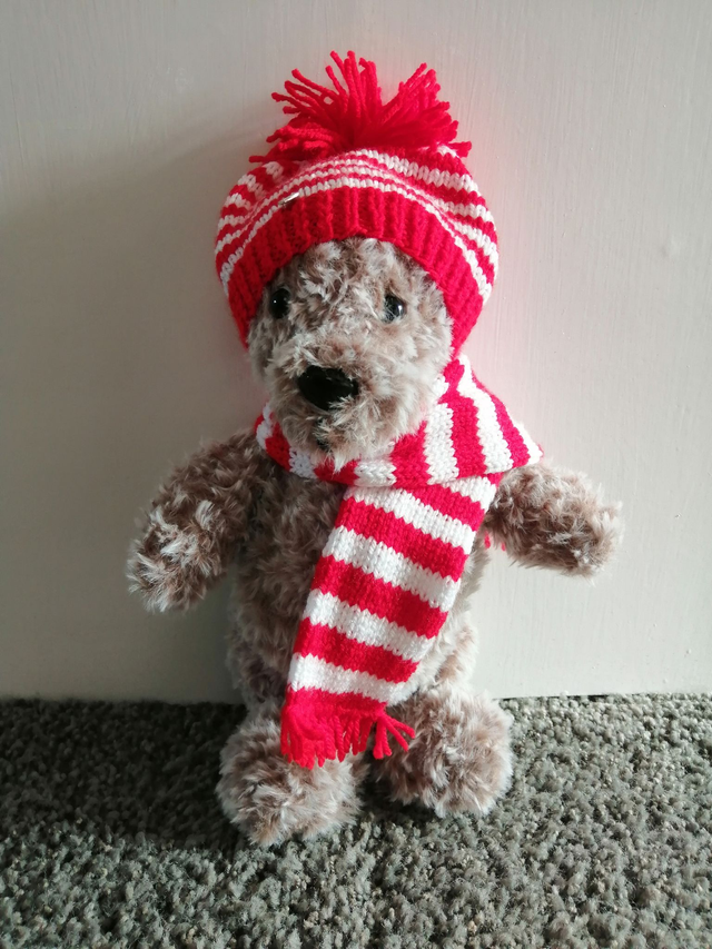 Knitted Football Supporters Kit