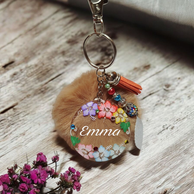 Bijou de sac prénom personnalisé dessiné à la main taupe