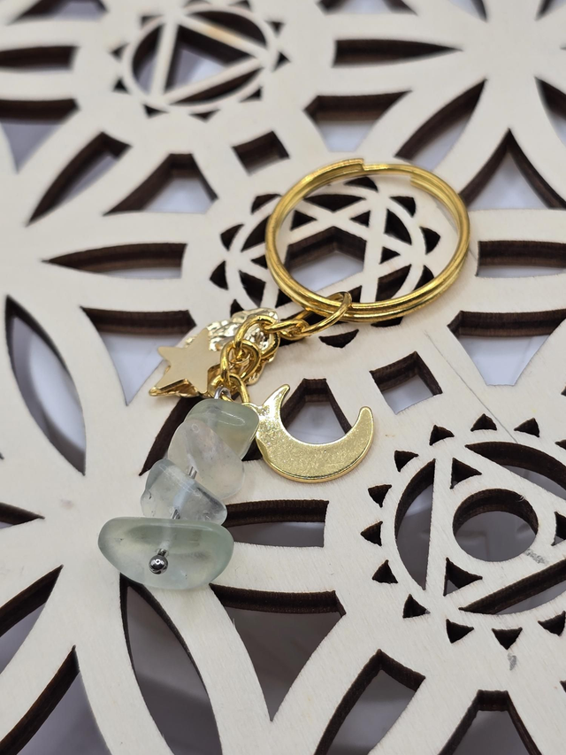 Porte-clé en pierre fait main 