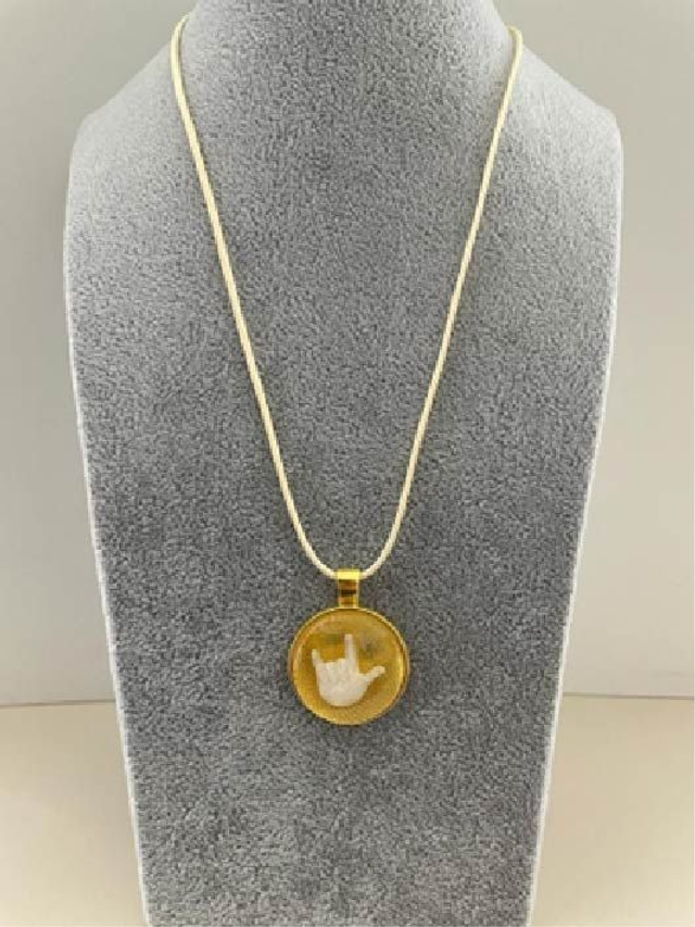 Halskette mit Anhänger „ILY"-Handform, Gold 