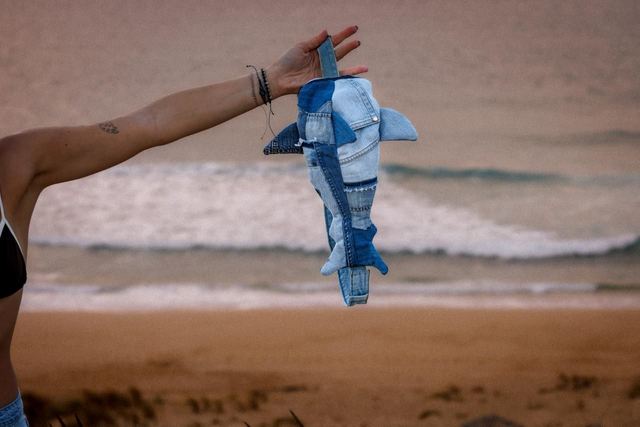 Sac banane requin PATCHWORK – Jean recyclé