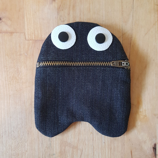 Porte-monnaie monstre