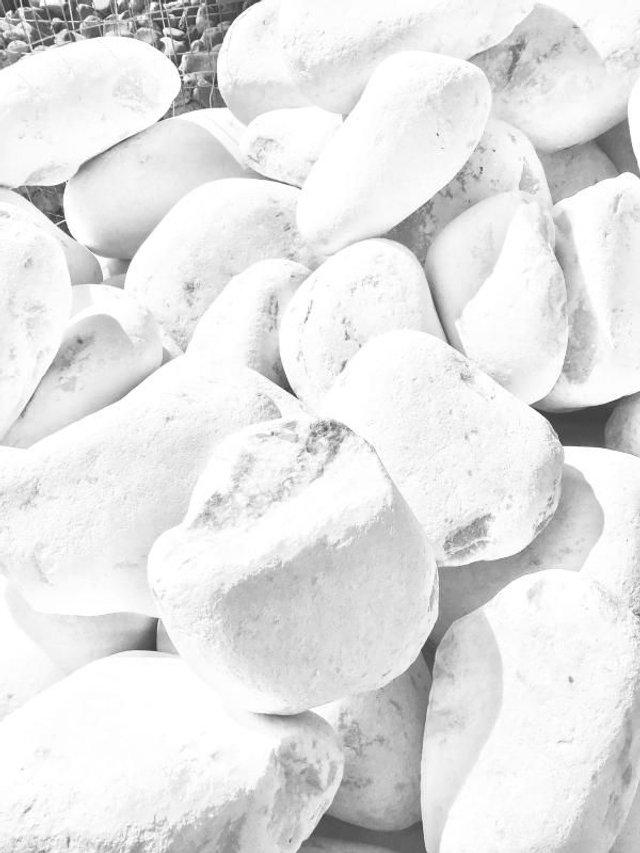 Ciottolo Bianco Carrara > 100 mm