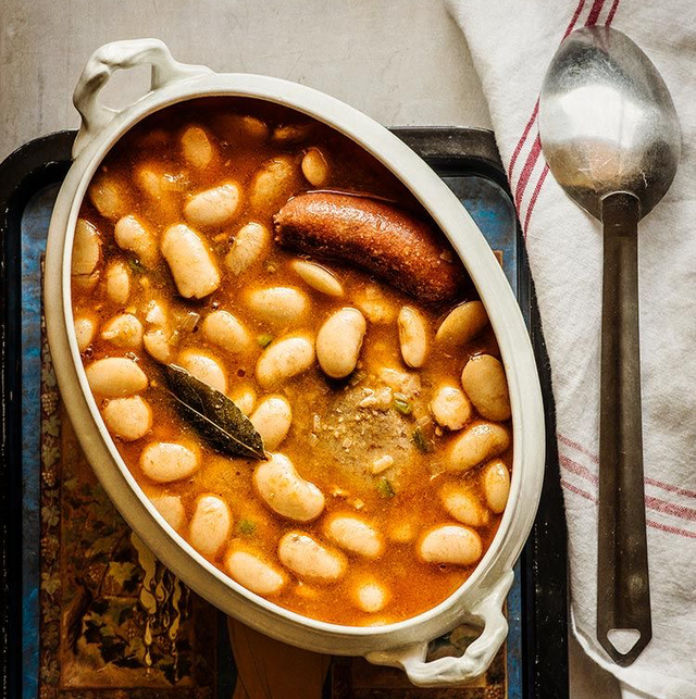 Alubias con chorizo (office/bureau)