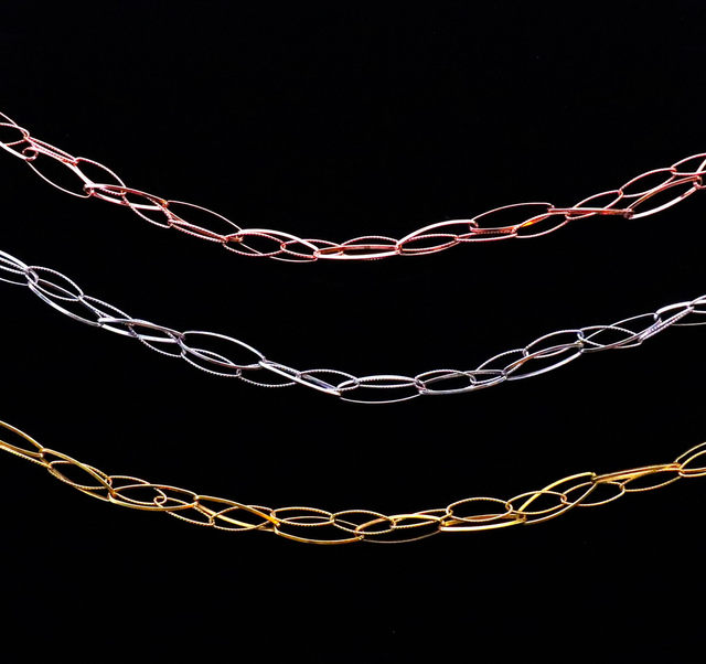 Elegante Halskette mit Doppelglieder-Design Romeo & Julia 