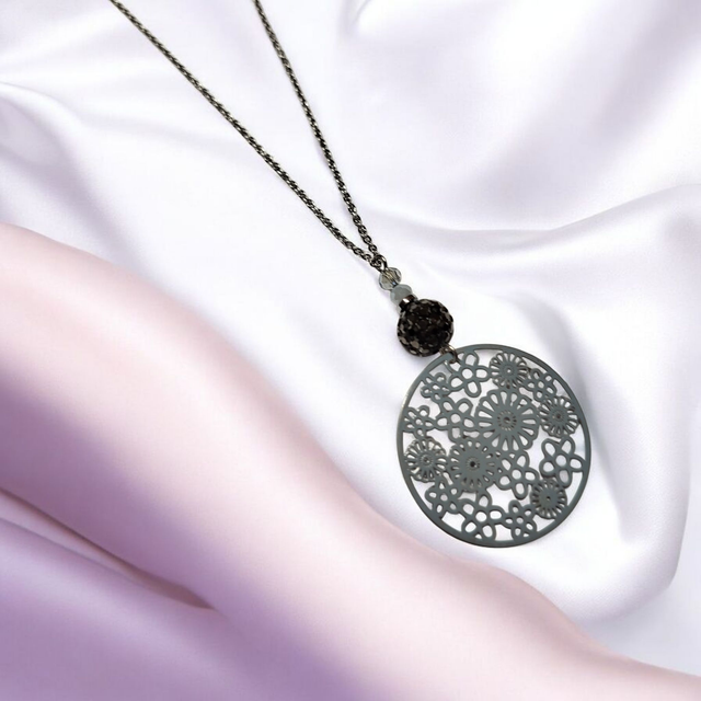 Collier acier inoxydable et cristal gris