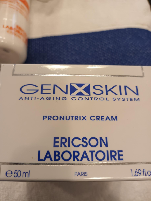 Výživný regeneračný a spevňujúci krém pre zrelú pleť  50ml VÝPREDAJ