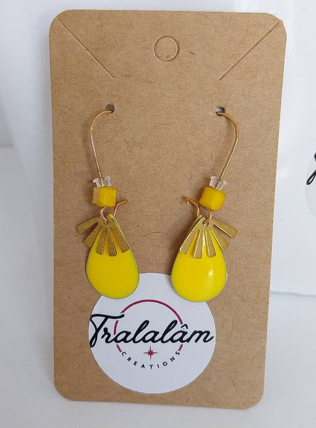 ✨Boucles d’oreilles &quot;gouttes émail jaunes éventail&quot;✨
