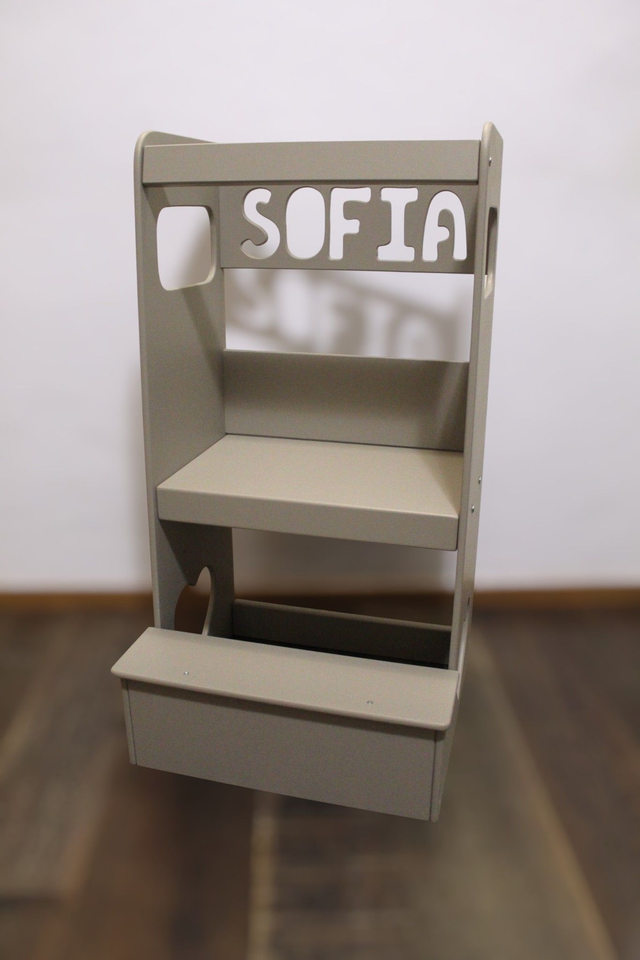 Learning Tower Personalizzabile con nome "CUORE" Regolabile 3 altezze