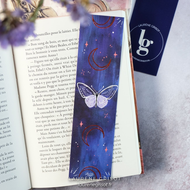 Purple butterfly (bookmark)