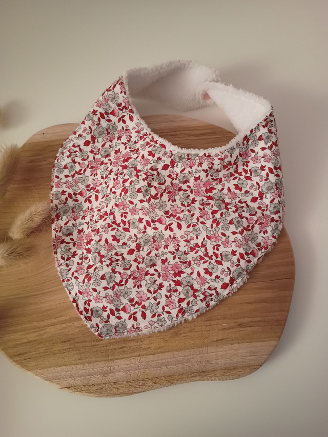Bavoir bandana pour bébé