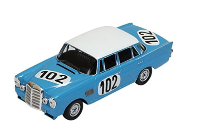 Mercedes Benz 300SE W111 winner 24h Spa 1964 IXO 1:43