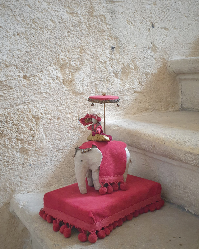 VENDUE - Le Prince - boîte à musique animée- pièce unique 