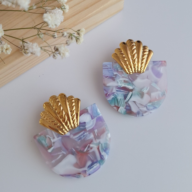 Boucles d'oreilles coquillage et demi lune acétate