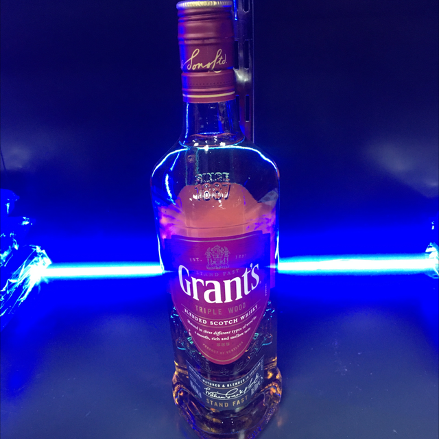 GRANTS 70cl