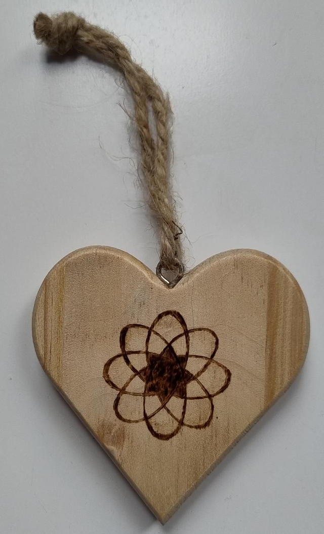Small hanging heart with geometric design 