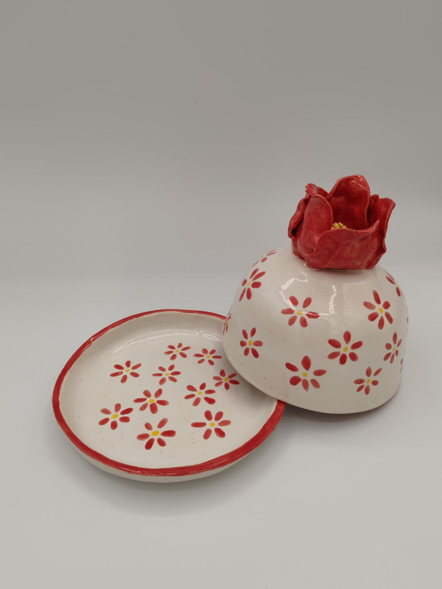 Beurrier fleur rouge