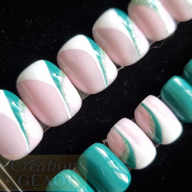 LILOU GREEN LITTLE CARRÉ XS