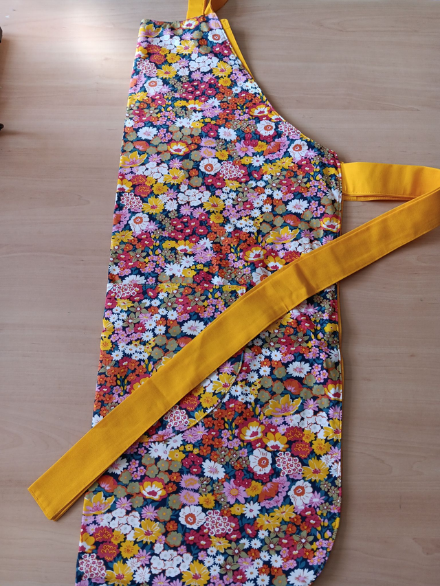 Adult Apron Liberty Bell Floral Pattern Fabric with Yellow Lining