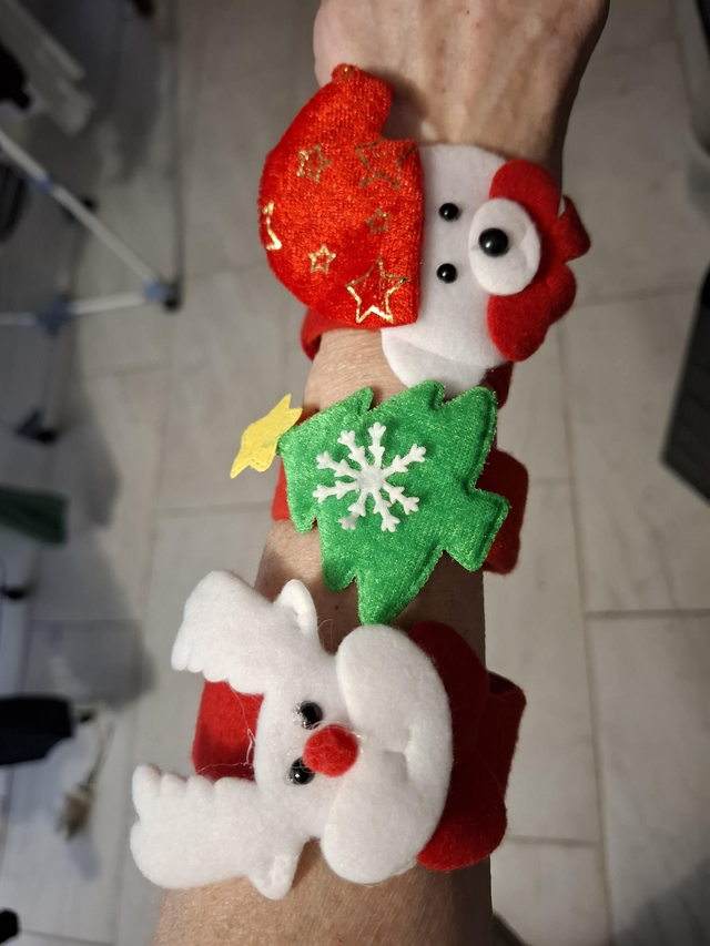 Bracelets Noël  réglables sur tous les poignets