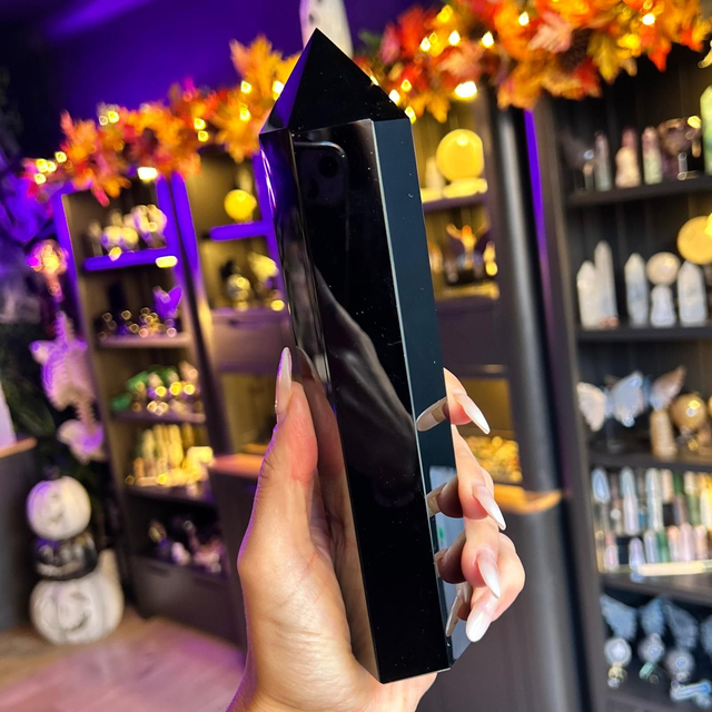 Black Obsidian Tower R58P1 (7)