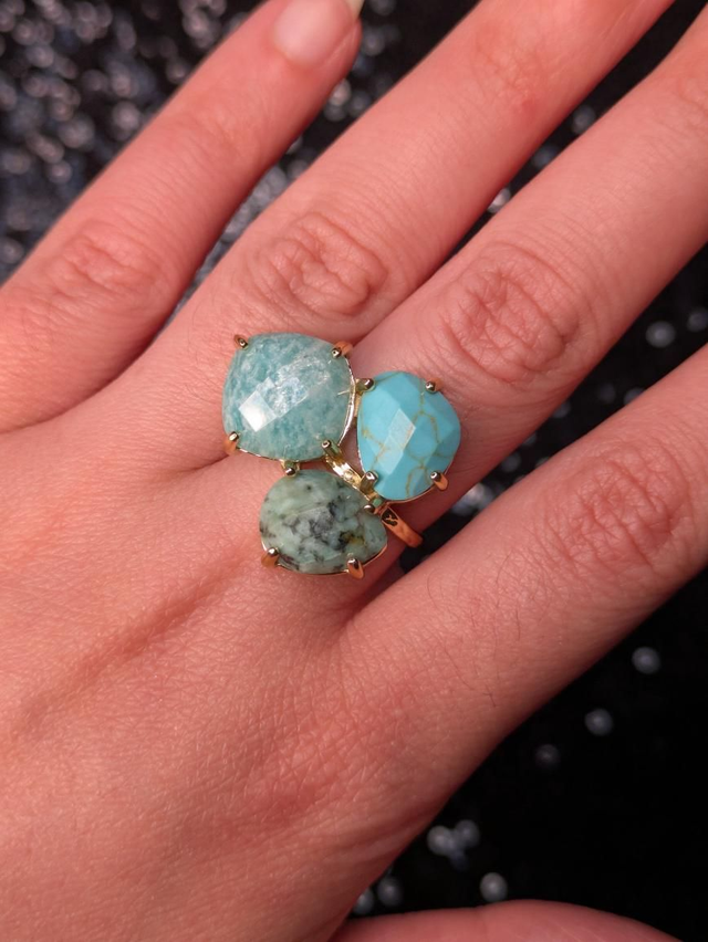 Bague triple amazonite, turquoise d&#039;Afrique et howlite