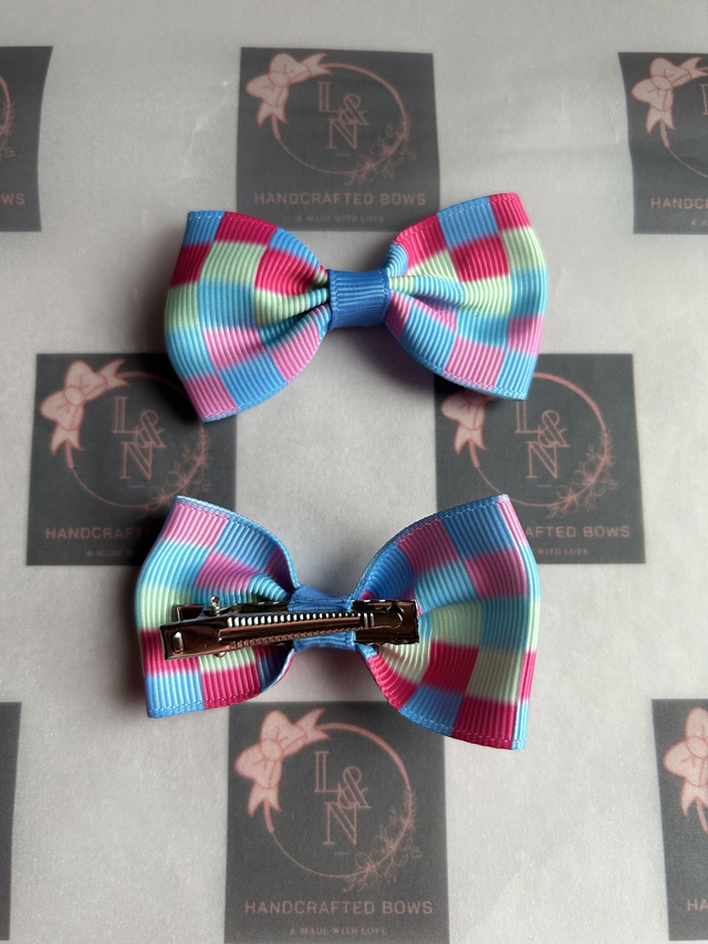 Checkered Ribbon Bows