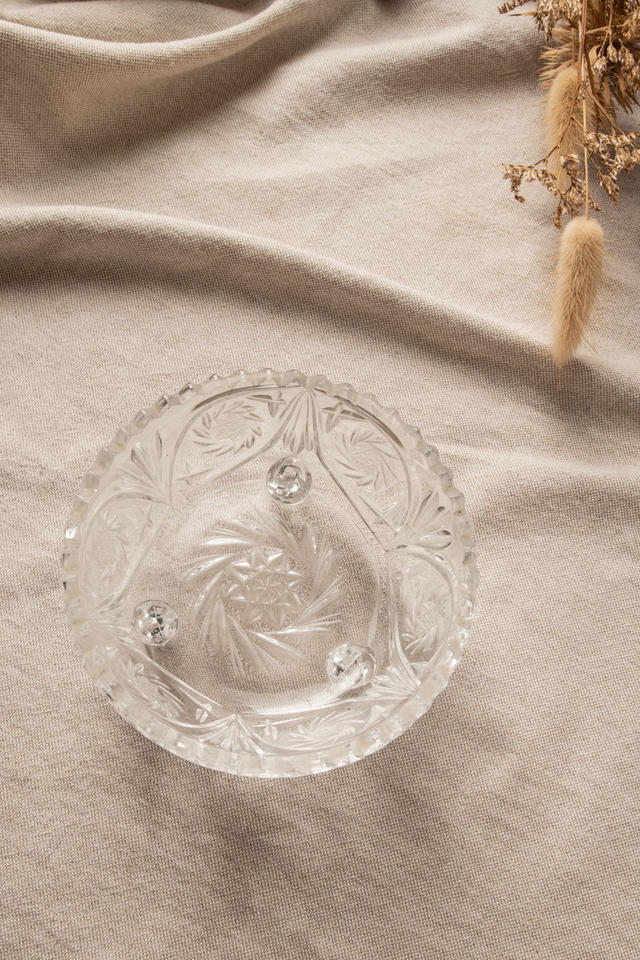 Coupelle en cristal avec des petits pieds ✨