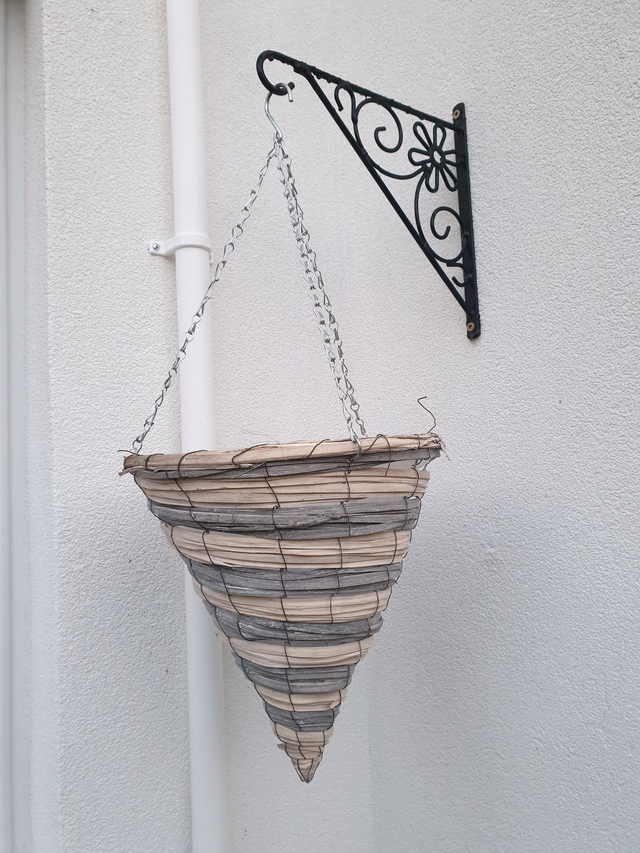 Small Cone Wicker Hanging Basket - 12" Round Basket