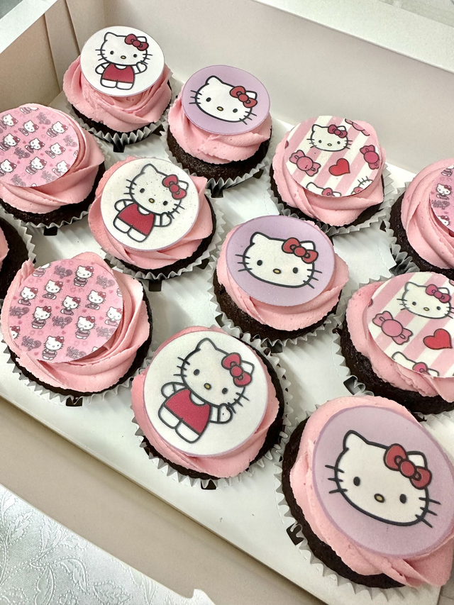 Hello Kitty Birthday Cupcakes