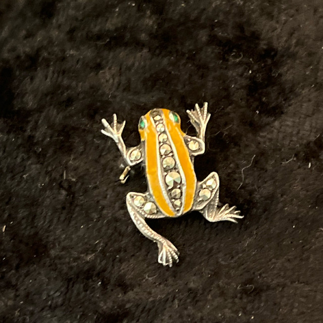 Charming Silver Frog Brooch with Yellow Enamel and Marcasite