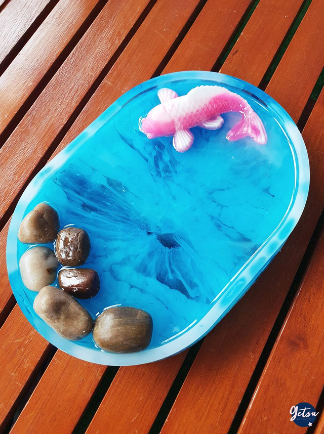 Grand vide-poche/porte-savon carpe koi rose