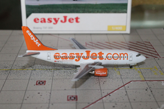 EasyJet B737-300 (HB-IIJ), 1:400