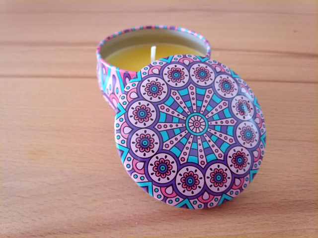 Kleine dekorative Blechdosenkerze, Design 11