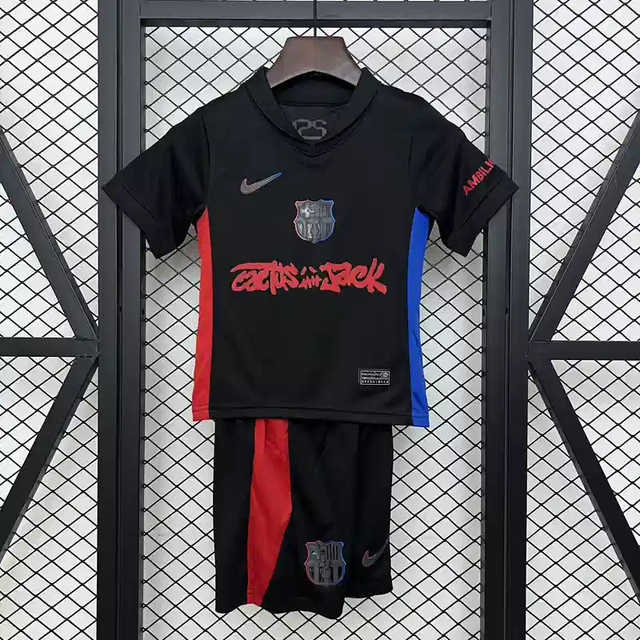 Conjunto camiseta + pantalón NIÑOS 2ª Barcelona TRAVIS SCOTT  24-25