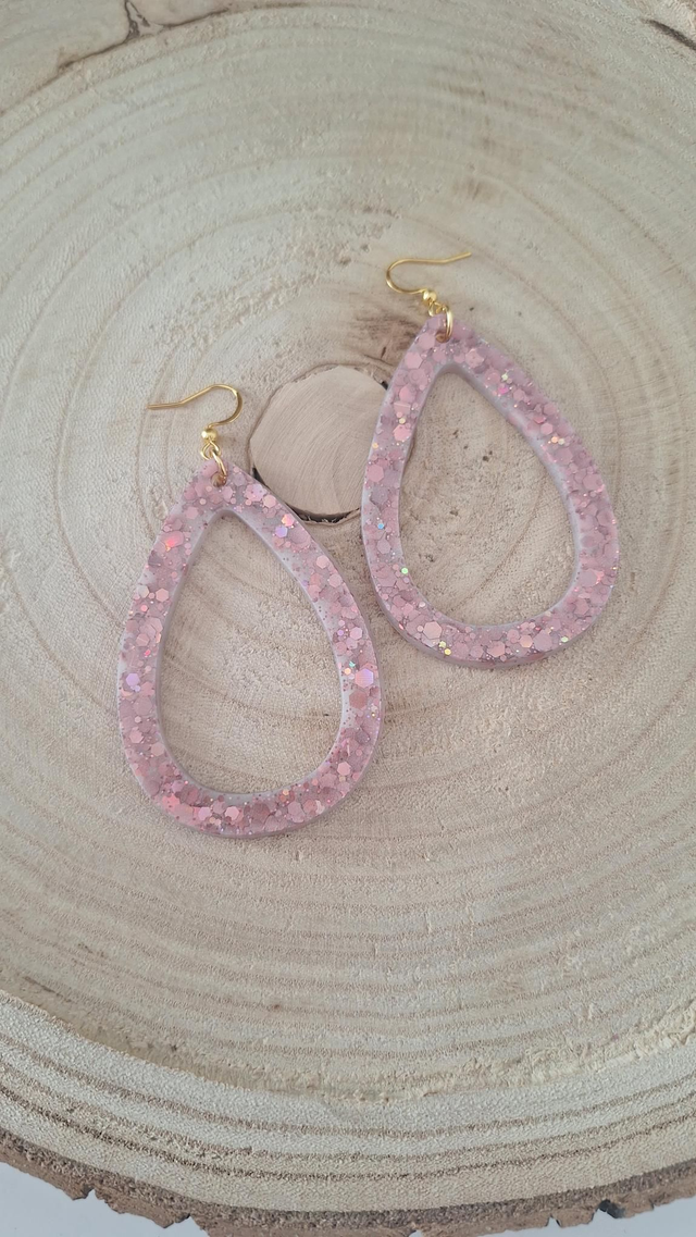 Boucles d'oreilles maxi gouttes blanches/paillettes roses 