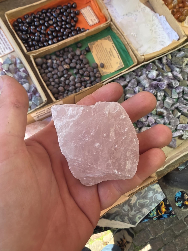 Raw Rose quartz 