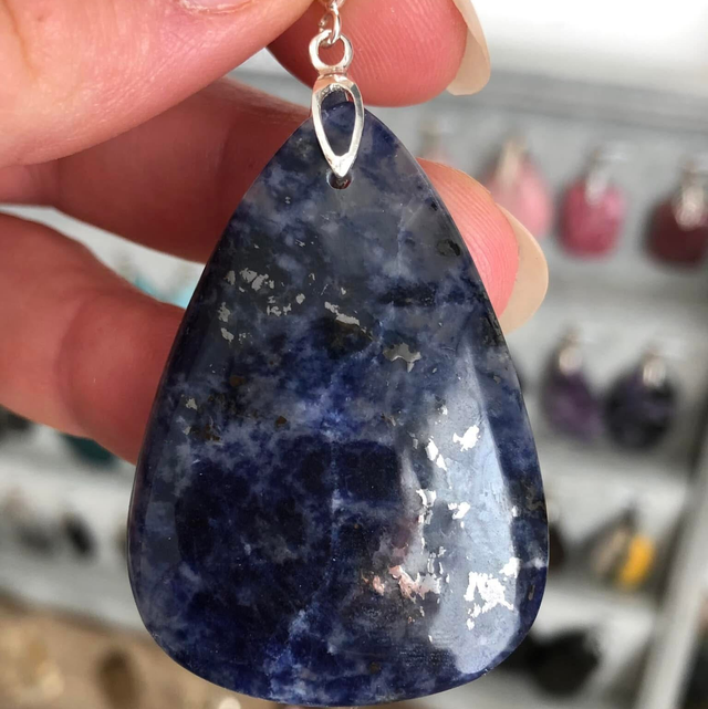 Pendentif en Sodalite et bélière argent 