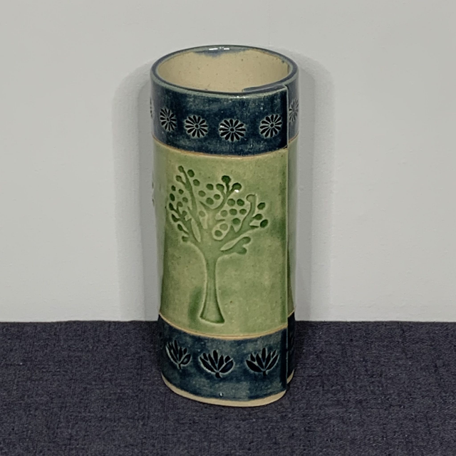 Vase Trees and flowers