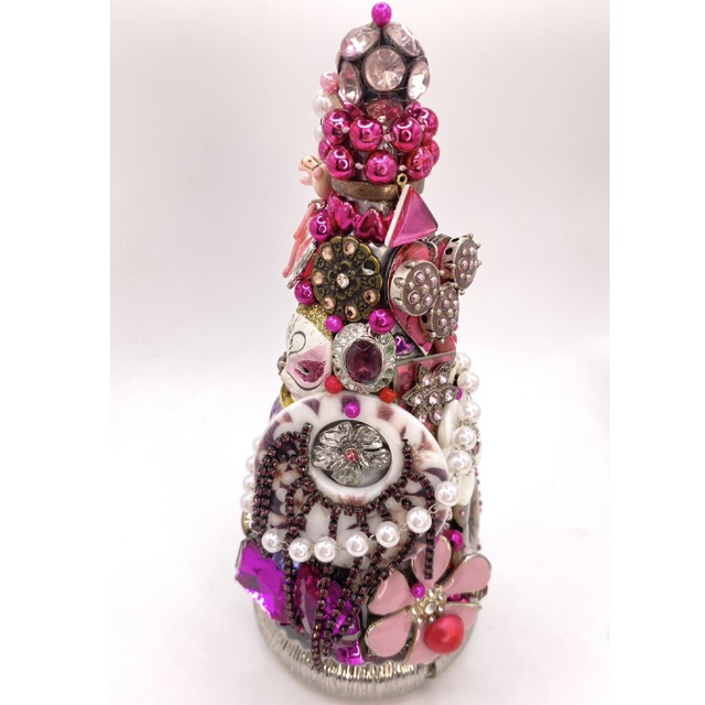 HANDMADE Jewelled Christmas Tree Deep Pinks Medium Size UPCYCLED Decoration