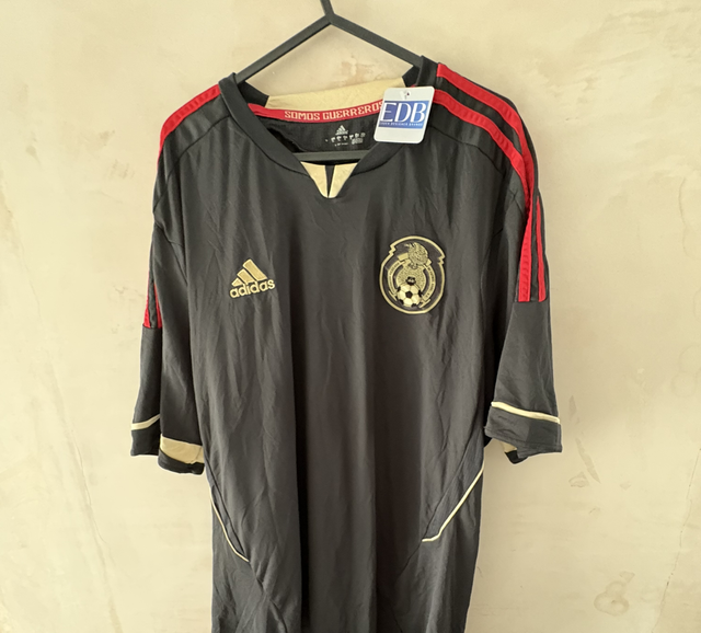Mexico Away Shirt 2011