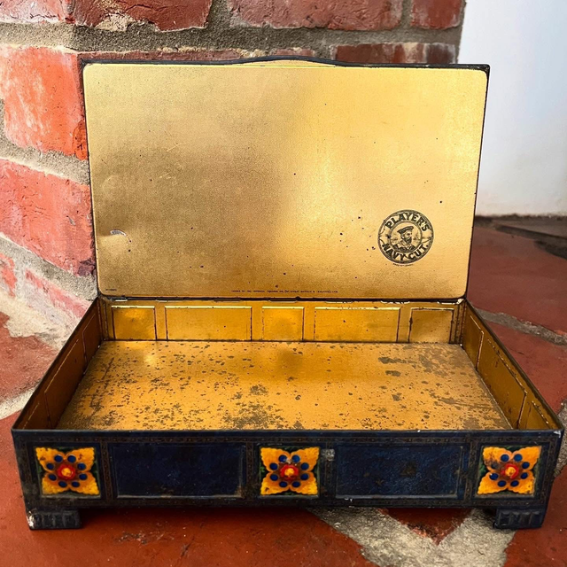 1920’s/ 30’s Players Navy Cut Cigarettes Tin