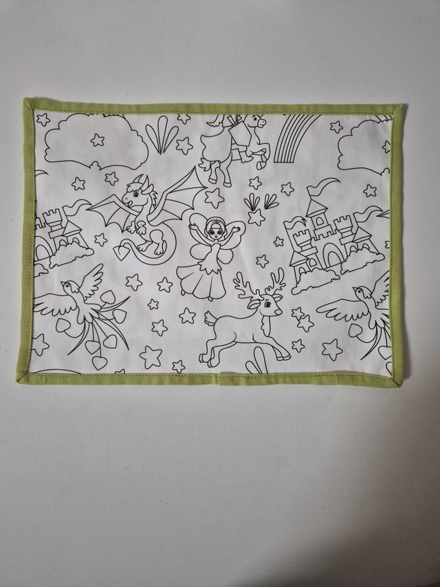 Set de table château, fée, renne, chevalier, dragon...à colorier à l'infini... ou presque motifs Oh Oh Oh