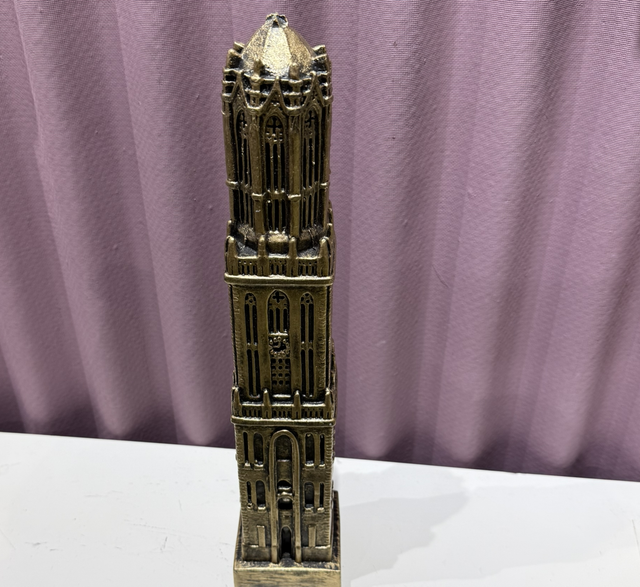 Domtoren - steen 48 cm (kleur goud)