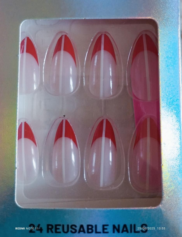 Faux ongles glamour, magique 